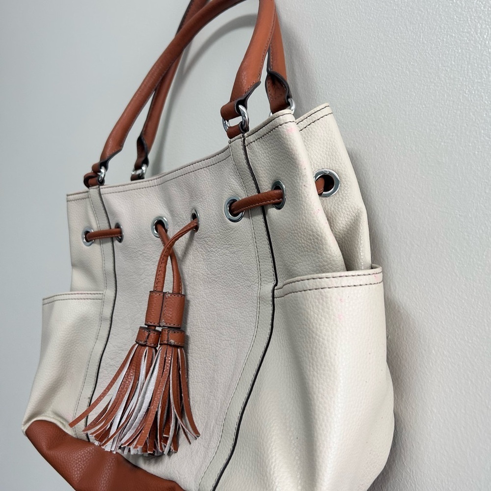 Tingnanello Cream and Brown Women's Tote Bag - Picture 3 of 6